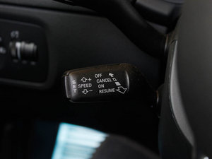 20112.0TFSI Roadster п؅^(q)