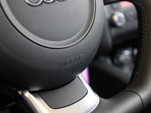 20112.0TFSI Roadster п؅^(q)