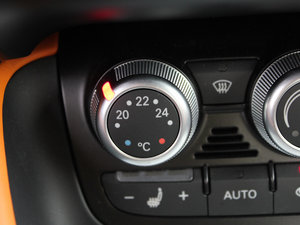 2011Coupe 2.0TFSI п؅^