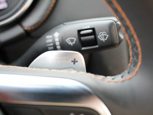 2011Coupe 2.0TFSI п؅^