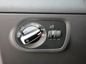 20112.0TFSI Coupe п؅^(q)