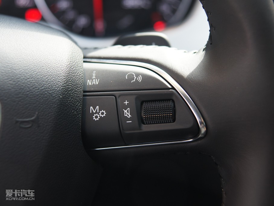 2011?yun)WA8 3.0TFSI F(245kW)