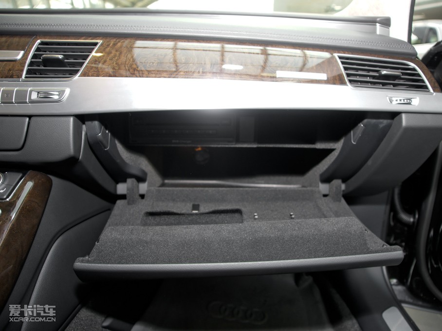 2011?yun)WA8 3.0TFSI F(245kW)