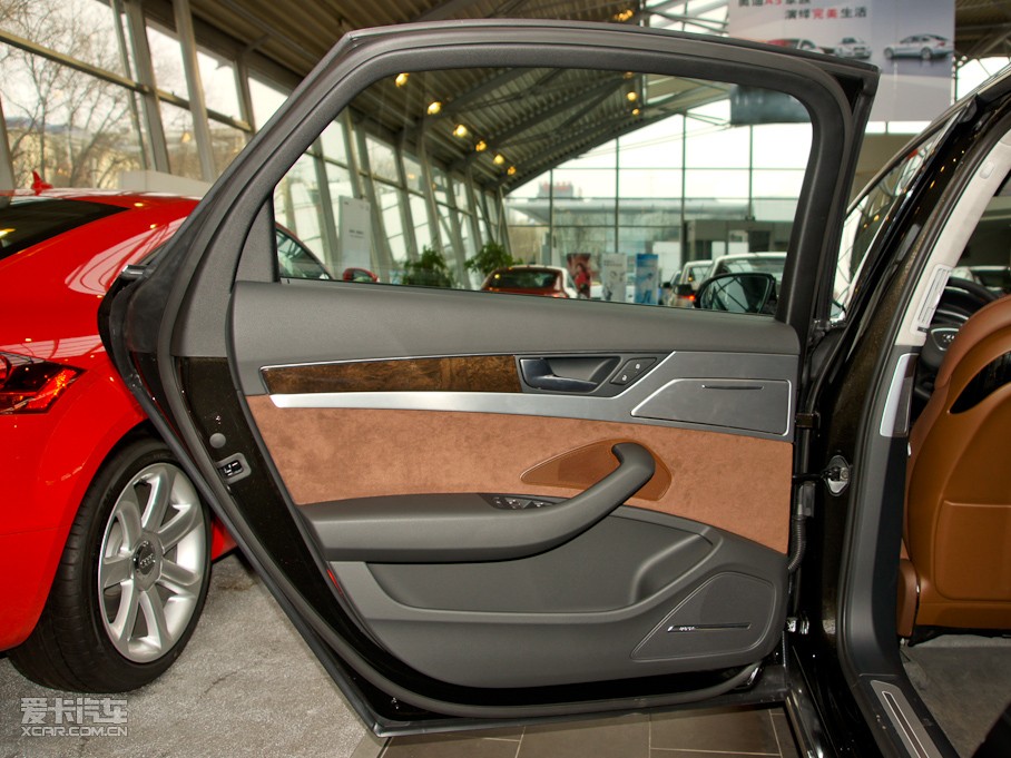 2011WA8 3.0TFSI F(245kW)