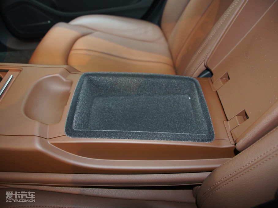 2011?yun)WA8 3.0TFSI F(245kW)