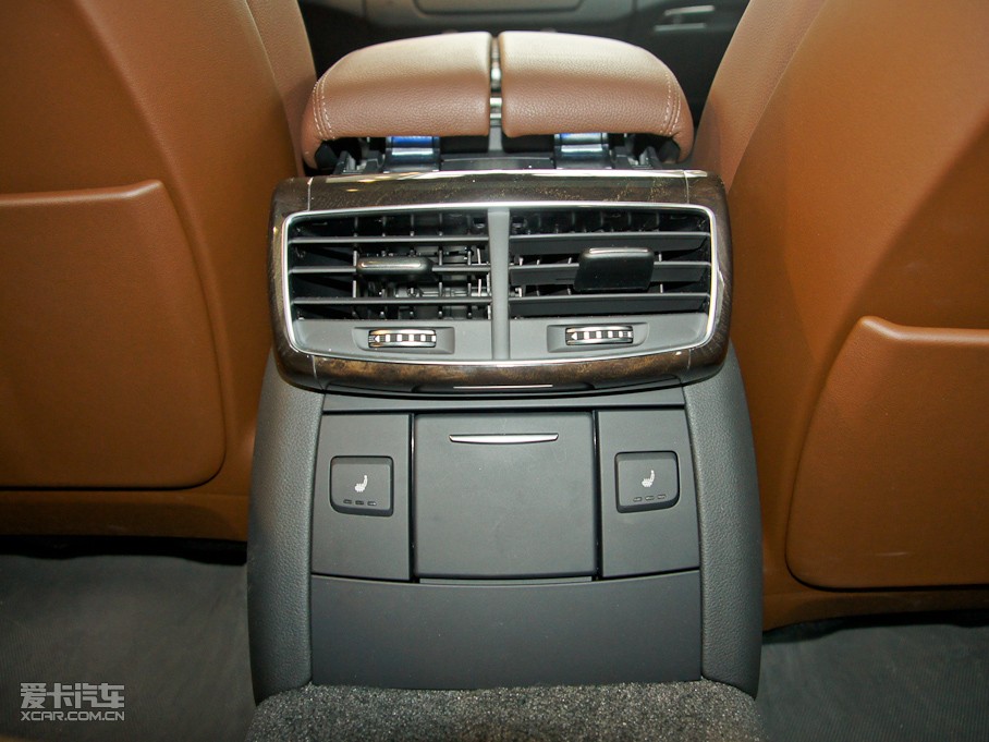 2011?yun)WA8 3.0TFSI F(245kW)