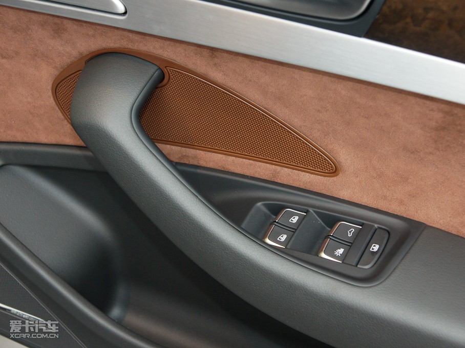 2011WA8 3.0TFSI F(245kW)