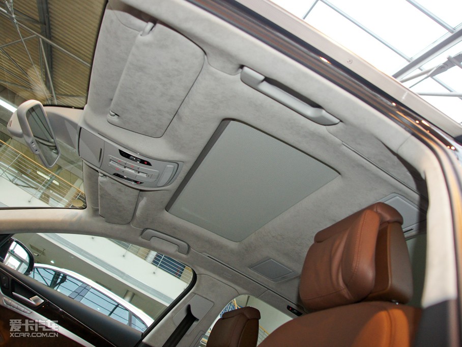 2011?yun)WA8 3.0TFSI F(245kW)