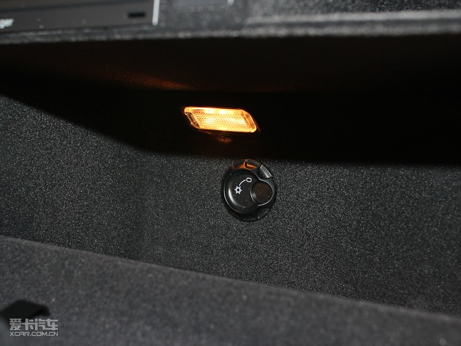 2011?yun)WA8 3.0TFSI F(245kW)