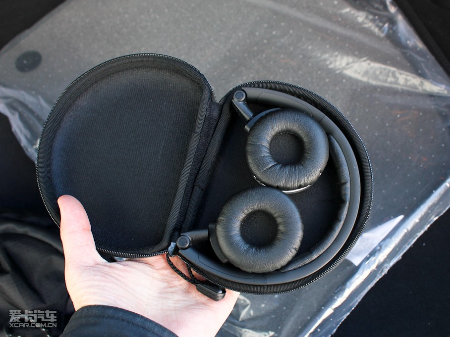 2011?yun)WA8 3.0TFSI F(245kW)