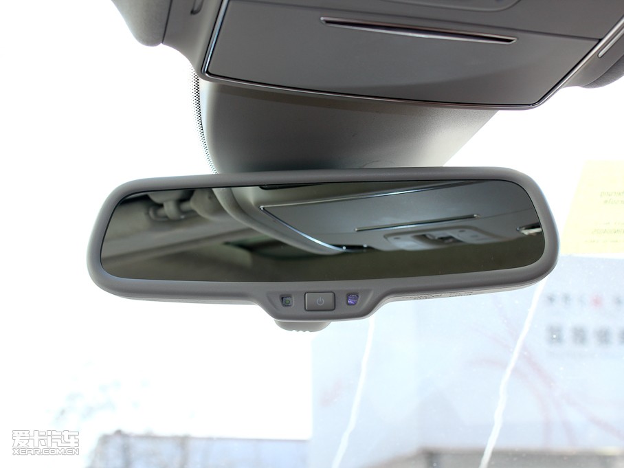 2011?yun)WA8 3.0TFSI F(245kW)