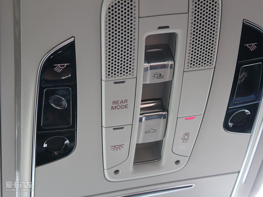 2011?yun)WA8 3.0TFSI F(245kW)