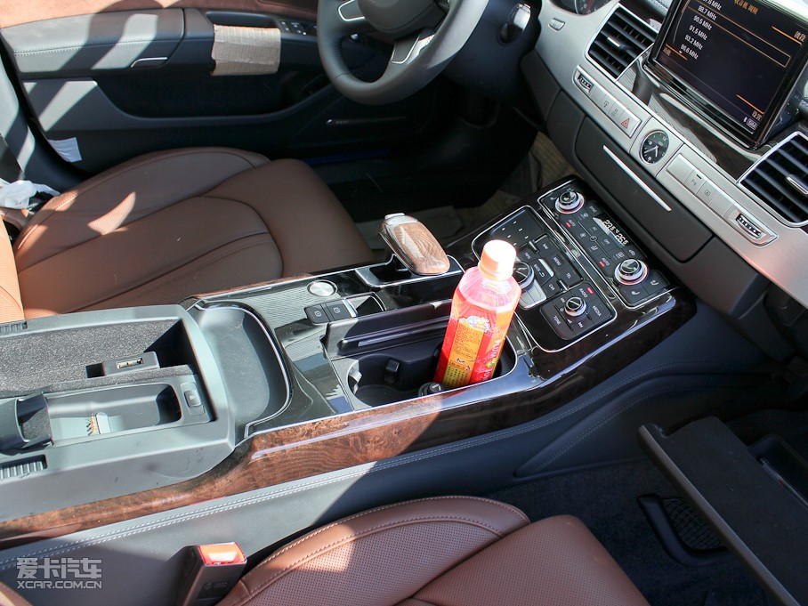 2011?yun)WA8 3.0TFSI F(245kW)