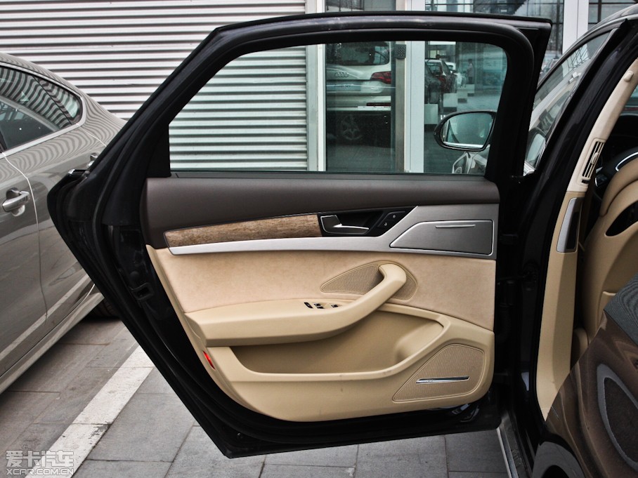 2011?yun)WA8 3.0TFSI m(213kW)