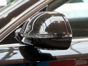 20113.0TFSI F(245kW) ^