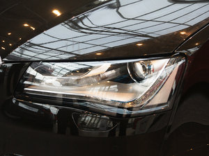 20113.0TFSI F(245kW) ^