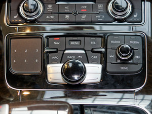 20113.0TFSI F(245kW) п؅^