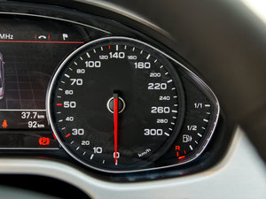 20113.0TFSI F(245kW) п؅^(q)