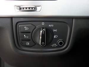 20113.0TFSI F(245kW) п؅^(q)