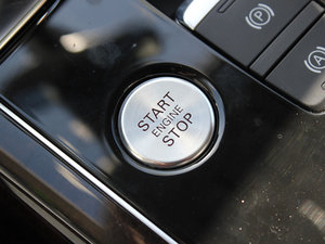 20113.0TFSI F(245kW) п؅^(q)