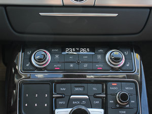 20113.0TFSI F(245kW) п؅^(q)