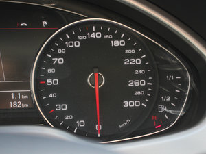 20113.0TFSI F(245kW) п؅^