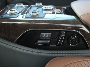 20113.0TFSI F(245kW) g