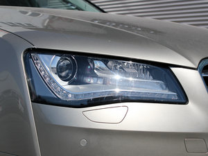 20113.0TFSI F(245kW) ^