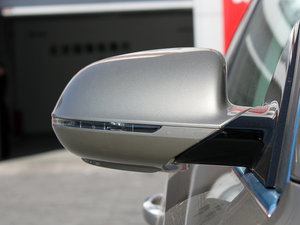 20113.0TFSI F(245kW) ^