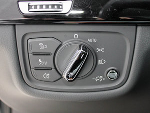 20113.0TFSI A(245kW) п؅^