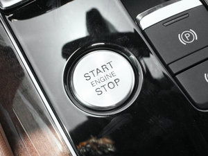 20113.0TFSI A(245kW) п؅^