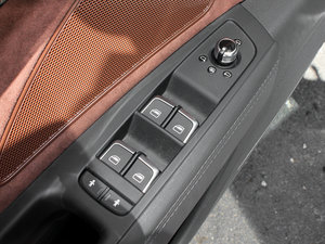 2011款3.0TFSI 豪华型(245kW) 主驾车窗控制区	