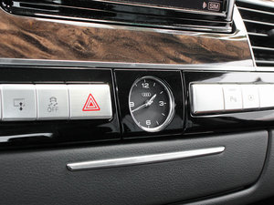 20113.0TFSI A(245kW) п؅^