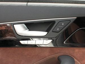 20113.0TFSI A(245kW) g