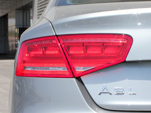 20113.0TFSI A(245kW) ^