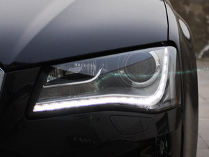 20113.0TFSI m(213kW) ^