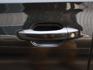 20113.0TFSI m(213kW) ^