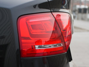 20113.0TFSI m(213kW) ^