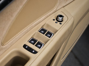 20113.0TFSI m(213kW) п؅^