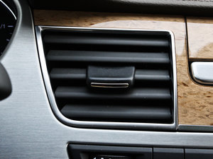 20113.0TFSI m(213kW) п؅^