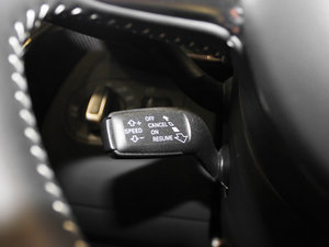 2011Spyder 5.2 FSI  п؅^