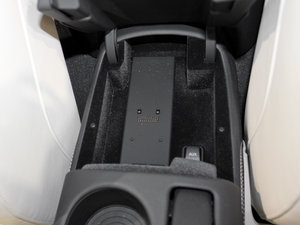 2011Spyder 5.2 FSI  g