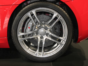 2011款Spyder 5.2 FSI 敞篷版 轮圈