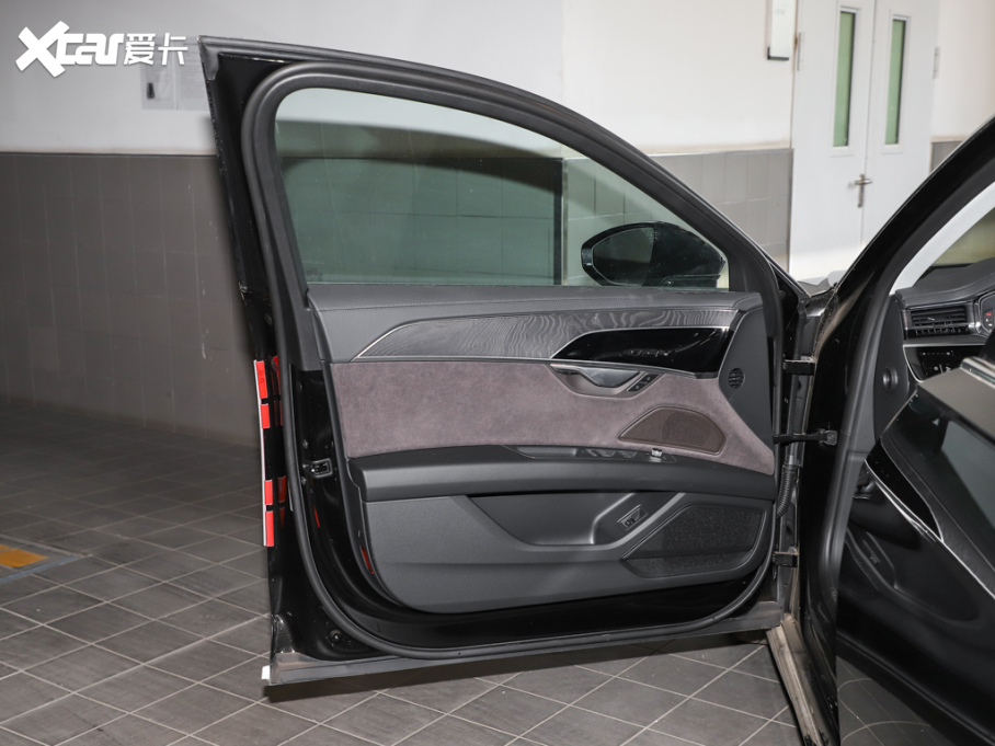 2025?yun)WA8 A8L 45 TFSI quattro A