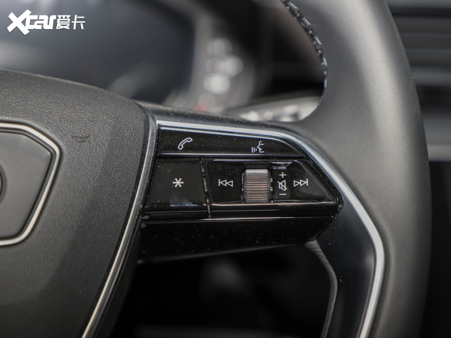 2025��W��A8 A8L 45 TFSI quattro ���A��