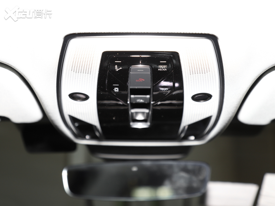 2025��W��A8 A8L 45 TFSI quattro ���A��