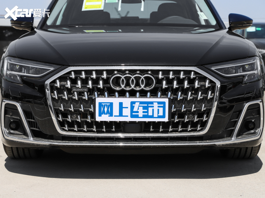 2025WA8 A8L 45 TFSI quattro A