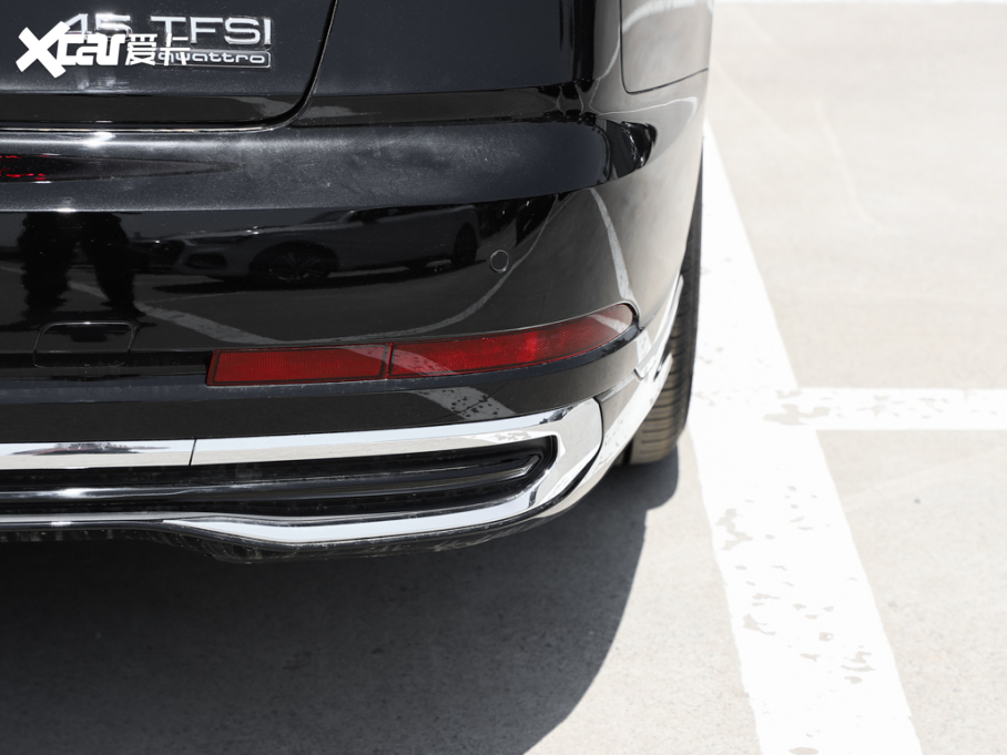 2025WA8 A8L 45 TFSI quattro A