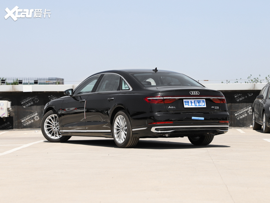 2025WA8 A8L 45 TFSI quattro A