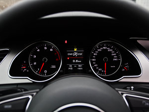 2012款2.0TFSI Sportback quattro 仪表